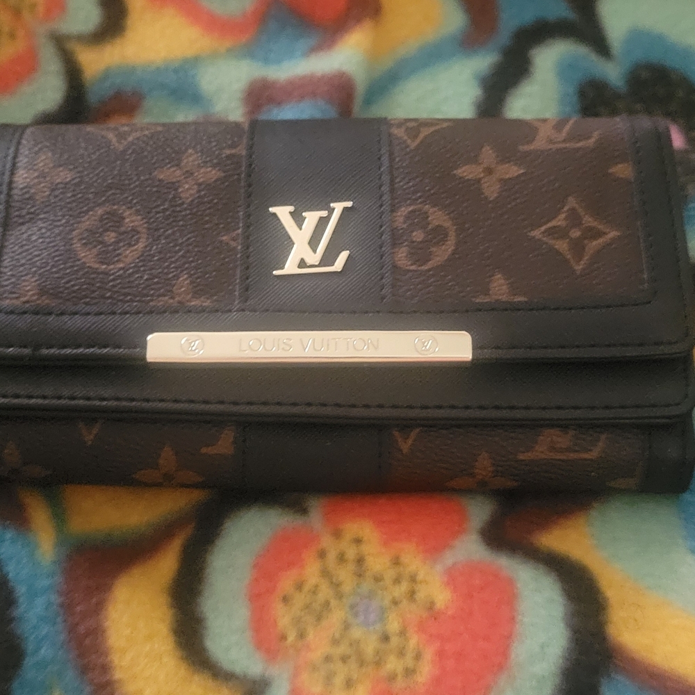 Womens wallet